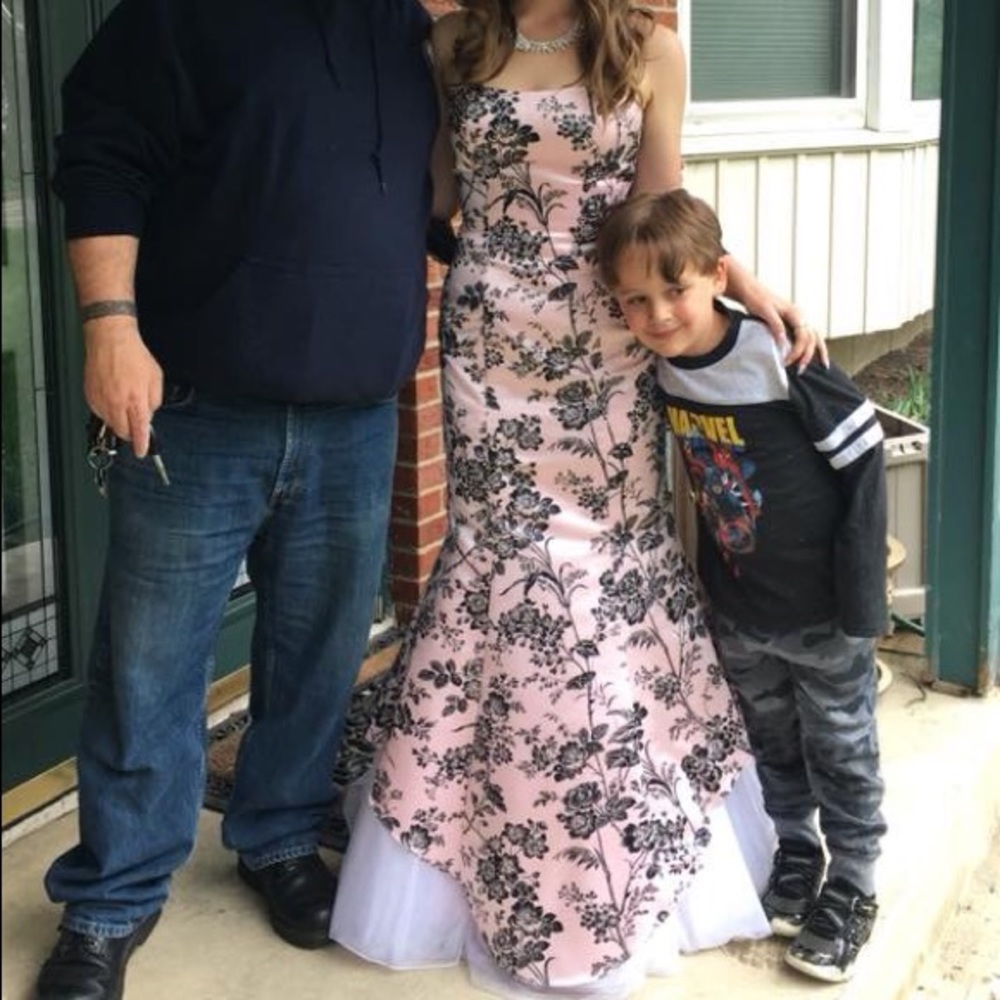 Pink and Black mermaid PROM DRESS🌸🌷